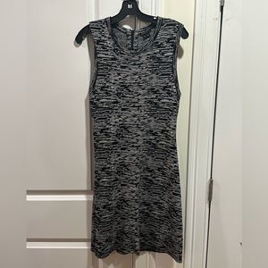 Theory Vimlin Prosecco Sleeveless Space Dyed Dress